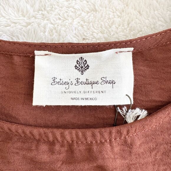 NWT Betsey's Boutique Shop Blouse Size M Terracotta Sleeveless Ruffle - Picture 4 of 8